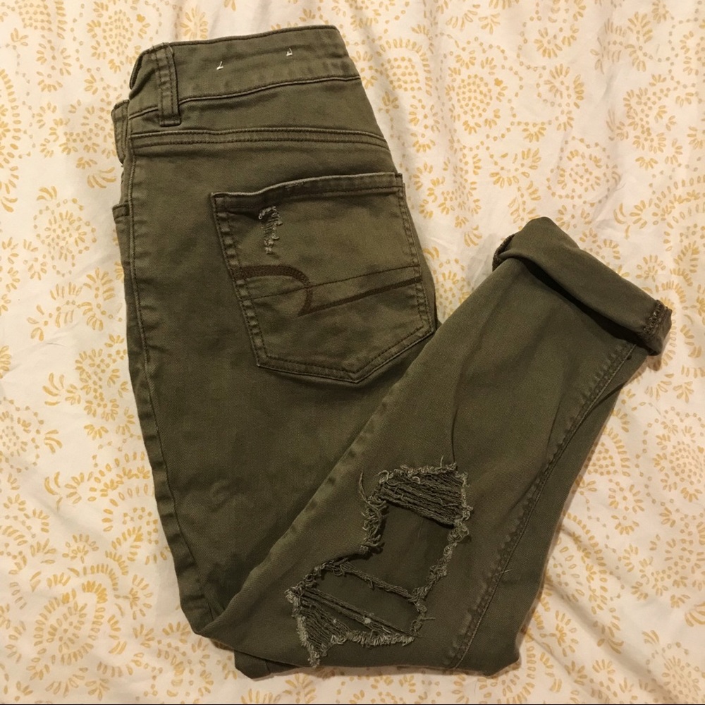 American eagle tomgirl jeans